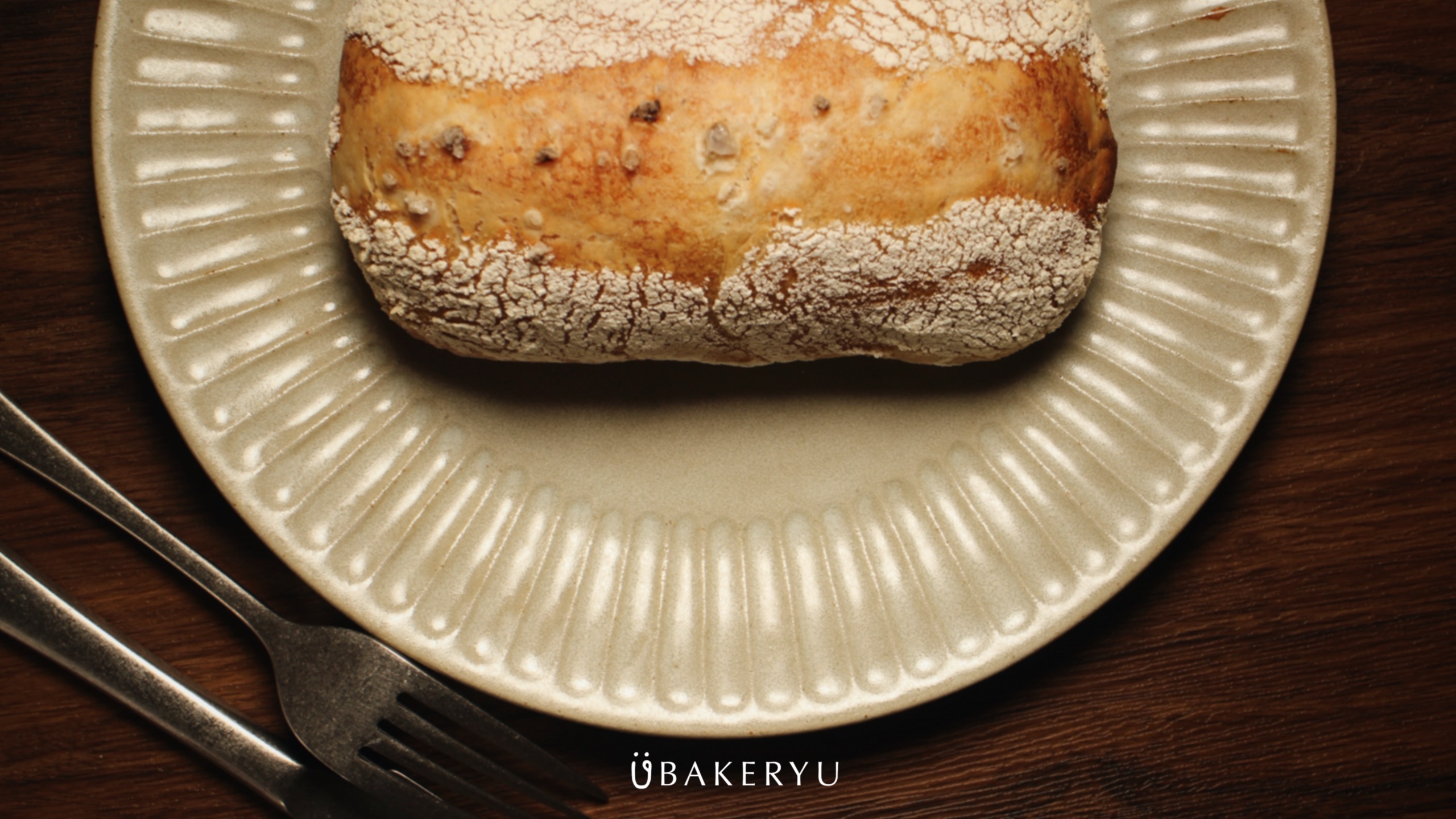 鹽巧巴達拖鞋麵包@ubakeryu